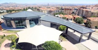 Keçiörenin İlk Sergi Salonu