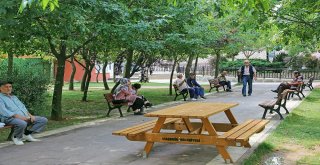 Ataşehirde Parklar Hem Çoğalıyor Hem Yenileniyor