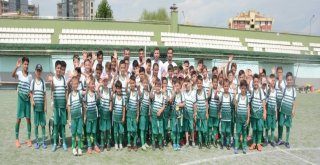 Manisalı Çocuklar Tatillerini Büyükşehirin Yaz Okullarında Değerlendiriyor