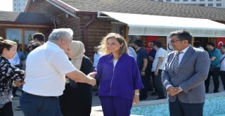 Düzce Üniversitesi Mensupları Bayramlaşma Töreninde Bir Araya Geldi