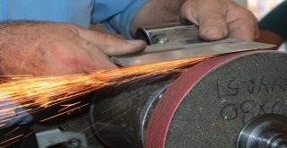 Bıçak Bileme Ustalarının Kurban Bayramı Mesaisi