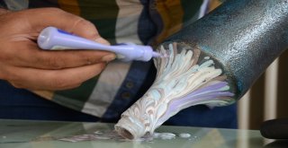 Atık Şişelerden Ürettiği Abajurlar, Ek Gelir Kapısı Oldu