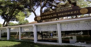 Gençler, Işılay Saygın Gençlik Merkezini Sevdi