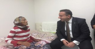 Başkan Cömezden Türkiyeyi Ağlatan Yaşlı Kadına Ziyaret