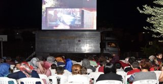 Alanyada Gezici Açık Hava Sineması Gösterime Başladı