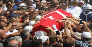 Şehit Uzman Onbaşını Son Yolculuğuna On Binler Uğurladı