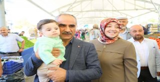 Başkan Aydın Pazarcı Esnafıyla Kahvaltıda Buluştu
