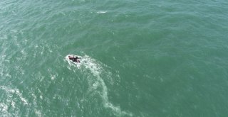 Denize Düşen Helikopterin Tekeri Bulundu