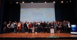 Dört Bir Yandan Öğrenci Filmleri İzmirde Buluştu