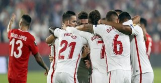 Uefa Avrupa Ligi: Sevilla: 3 - Akhisarspor: 0 (İlk Yarı)