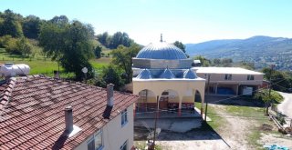 Minarenin Yapımı Köylüyü İkiye Böldü