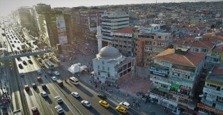 (Özel Haber)  Bahçelievlerde Bir Duvarı Olmayan Cami  Havadan Görüntülendi