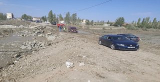 Çorumdaki Aşırı Yağışlar Ulaşımı Adeta Felç Etti