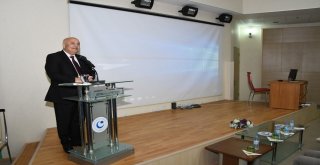 Rektör Gönüllü Geleceğin Diş Hekimleri İle Buluştu