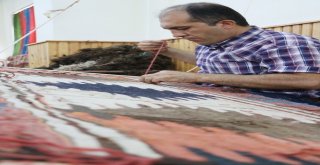 (Özel) Yüzlerce Yıllık Tarihi Halılar Aksarayda Yeniden Hayat Buluyor