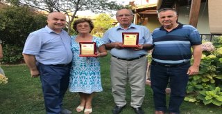 47 Yıl Sonra Gelen Sürpriz Plaket