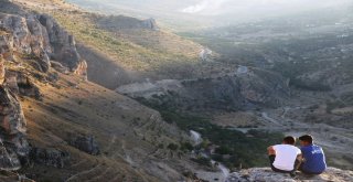 240 Metre Yüksekte Nefes Kesen Yürüyüş