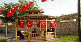 Bitlisteki Park Açılışında Çocuklar Tarafından İzdiham Yaşandı