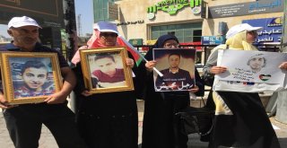 Filistinli Şehitlerin Aileleri İsraili Protesto Etti