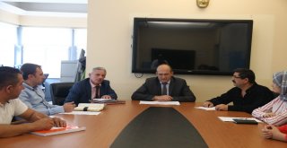 İzmir Valiliğinde Fırtınaya Karşı Acil Toplantı