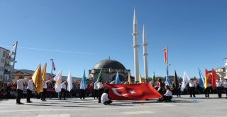 Akdağmadeninde Cumhuriyet Bayramı Coşkuyla Kutlandı