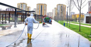 Büyükşehir Belediyesi parkları A'dan Z'ye dezenfekte ediyor