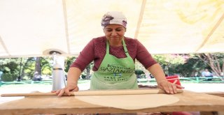Büyükşehir Belediyesi Doğal Yaşam Pazarına Yoğun İlgi