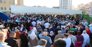 Niğdede İlk Hac Kafilesi Dualarla Uğurlandı