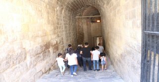 Tarihi Gaziantep Kalesine Yoğun İlgi