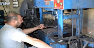 Tükenmeye Yüz Tutan Meslek Demircilik