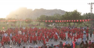 İpekyolu Belediyesinden “15 Temmuz Demokrasi Ve Milli Birlik Günü” Etkinliği