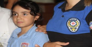 Babası Şehit Olduğunda 3 Aylık Olan Zeynep Okula Başladı