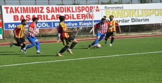 Bal: Sandıklıspor: 1 - Karaman Belediyespor: 3