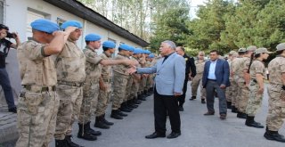 Muş Valisi Yıldırım Vartolular Bayramlaştı