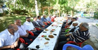 Başkan Çınar, Mahalle Sakinleriyle Bir Araya Geldi