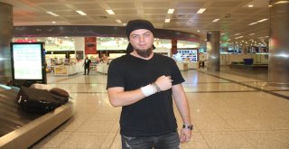 Kobra Yılanının Isırdığı Aref Ghafouri, Türkiyeye Döndü
