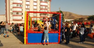 Bitlisteki Park Açılışında Çocuklar Tarafından İzdiham Yaşandı