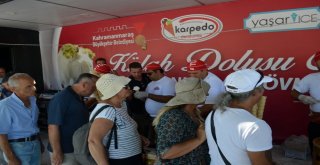 Didimliler Sıcak Havada Maraş Dondurmasıyla Serinledi