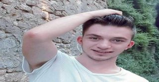 Samsunda Boğulan Genç Defnedildi