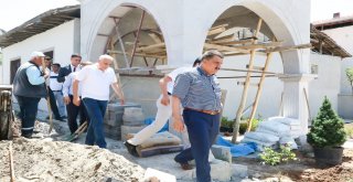 Sancaktar Türbesinde Çalışmalar Devam Ediyor