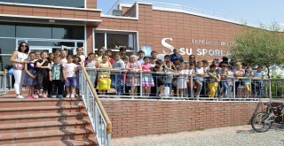 Kırsaldaki Çocukların Havuz Keyfi