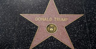 Trumpın Hollywood Bulvarındaki Yıldızı Tahrip Edildi