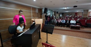 Belediye Konservatuarında Sertifika Heyecanı