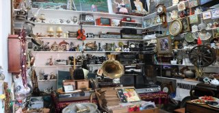 Eshab-I Kehfin İsimlerinin Yazılı Olduğu 110 Yıllık Eser 10 Bin Liraya Satışa Çıktı