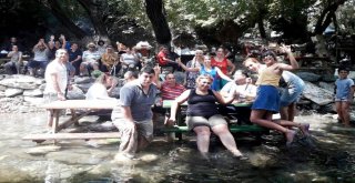 Ayvalıklı Engellilerin ‘Şahin Deresi Kanyonu Keyfi