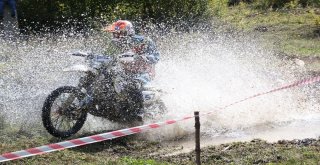 Motokros Yarışları İlginç Ödülleriyle Ön Plana Çıktı