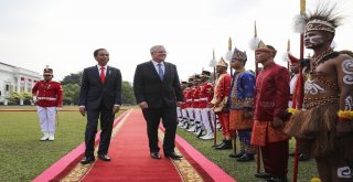 Endonezya, Milli Parasını Korumak İçin Avustralya İle Anlaşıyor