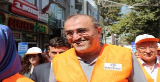 Abdürrahim Albayrak Fırça Faraşla Sokakları Süpürdü