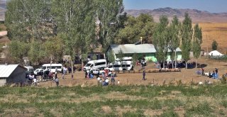 Gelenek Ve Görenekler Köy Düğünlerinde Yaşatılıyor