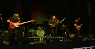 Nazillide Necati Ve Saykolar Rüzgarı Esti